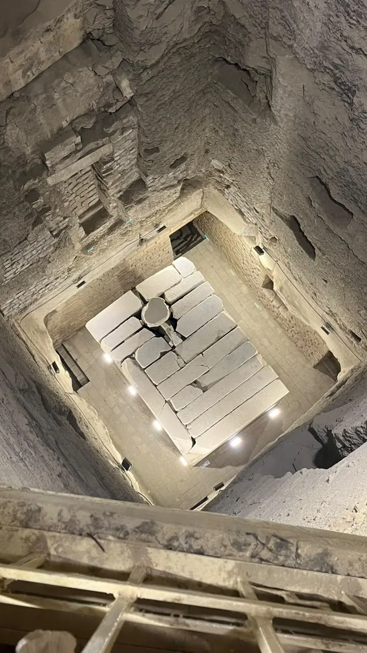Cámara funeraria subterránea en Saqqara